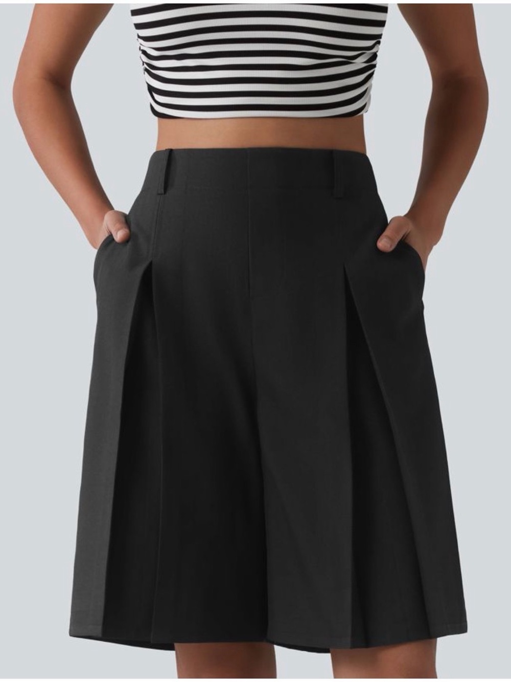 NWT Halara High-Waist Pleated Black Wrinkle resistant Preppy Work Shorts Sz L